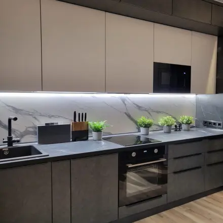 Кухня Бетон темный Бетон светлый Софт Латте